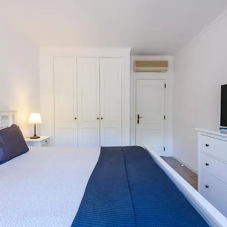 Apartment Amazing In Albufeira